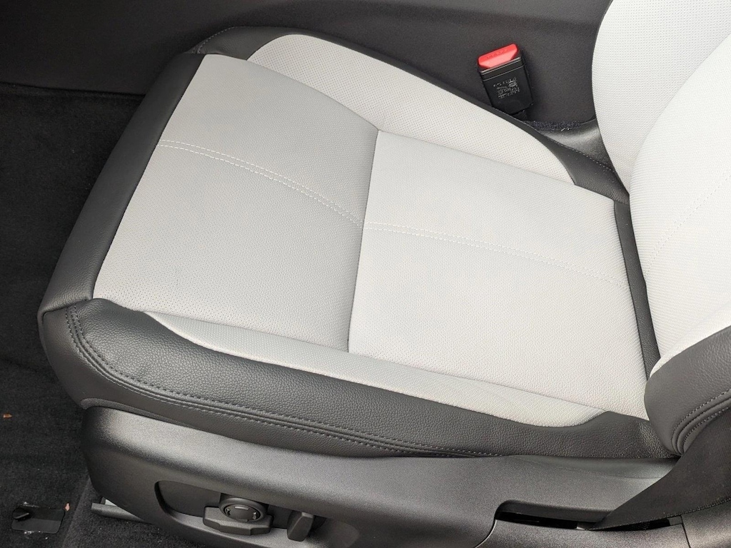 New 2026 Land Rover Range Rover Velar P250 Dynamic SE SUV