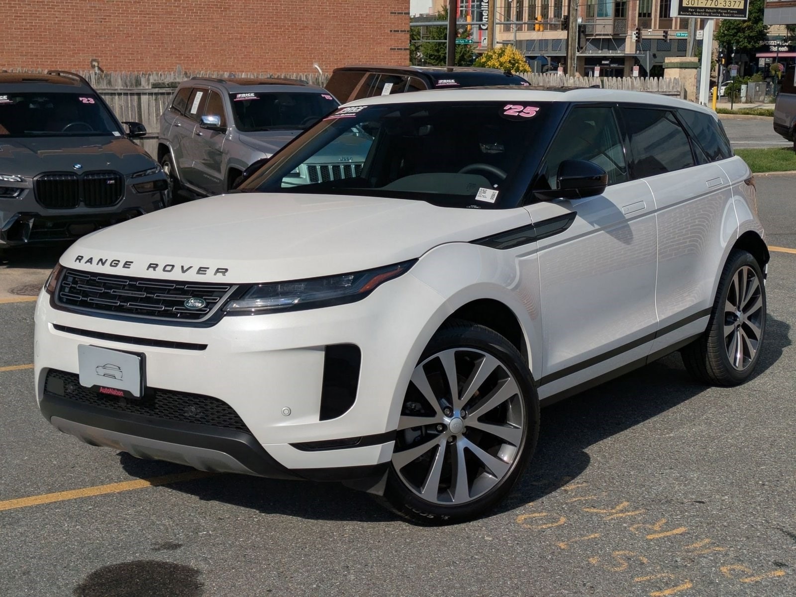 2025 Land Rover Range Rover Evoque