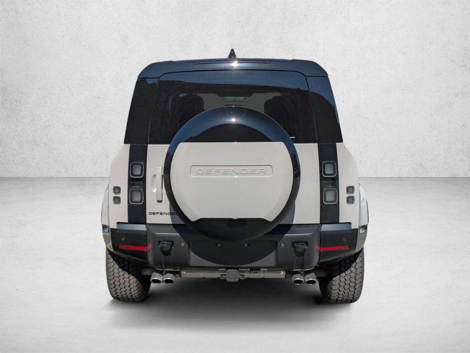 2026 Land Rover Defender X-Dynamic SE - Photo 8