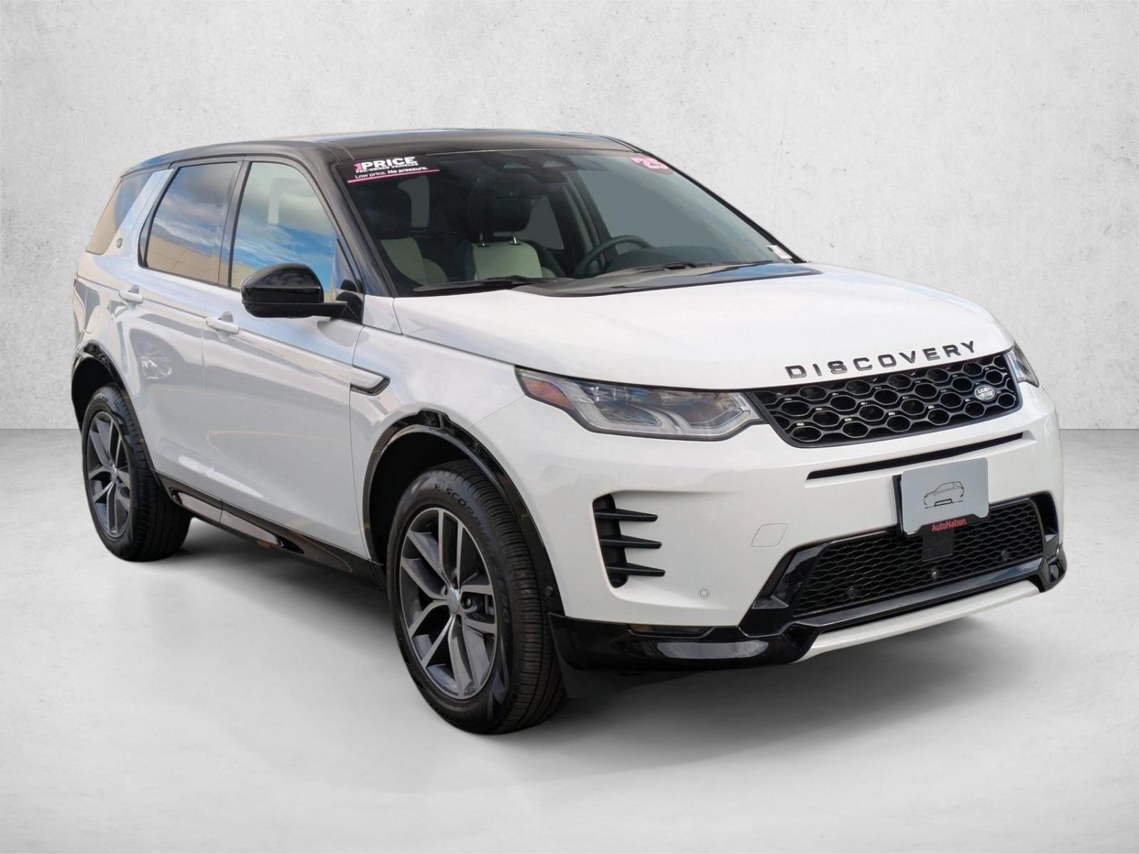 2025 Land Rover Discovery Sport Dynamic SE photo 2
