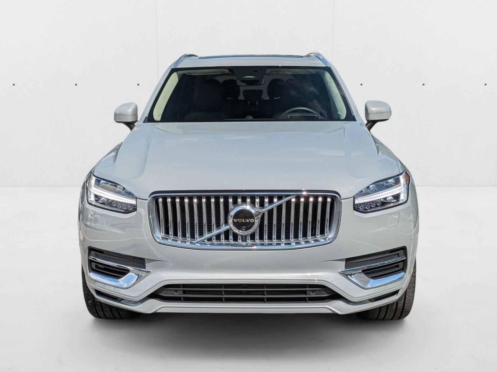 2024 Volvo XC90 Recharge T8 Ultimate photo 2