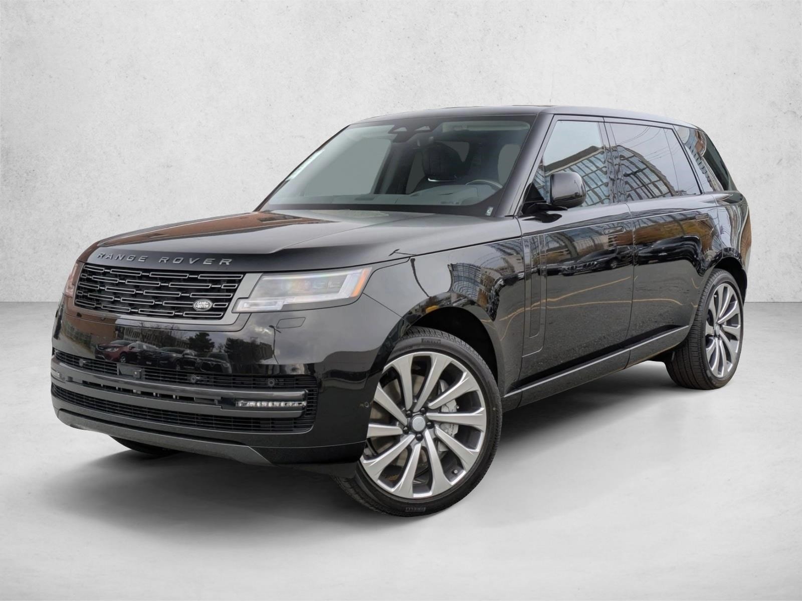 2025 Land Rover Range Rover SE's photo