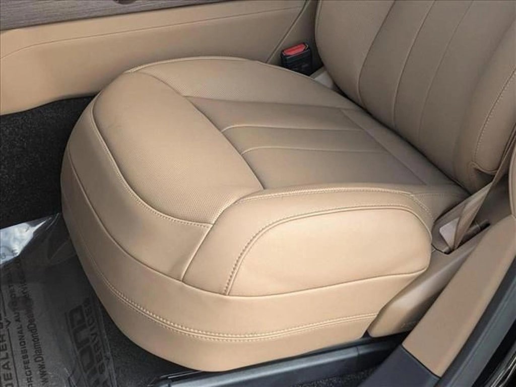 New 2025 Land Rover Range Rover P530 SE 7 Seat SUV