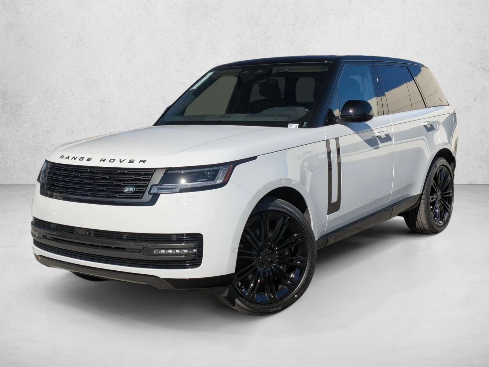 2026 Land Rover Range Rover 4.4 SE SWB's photo