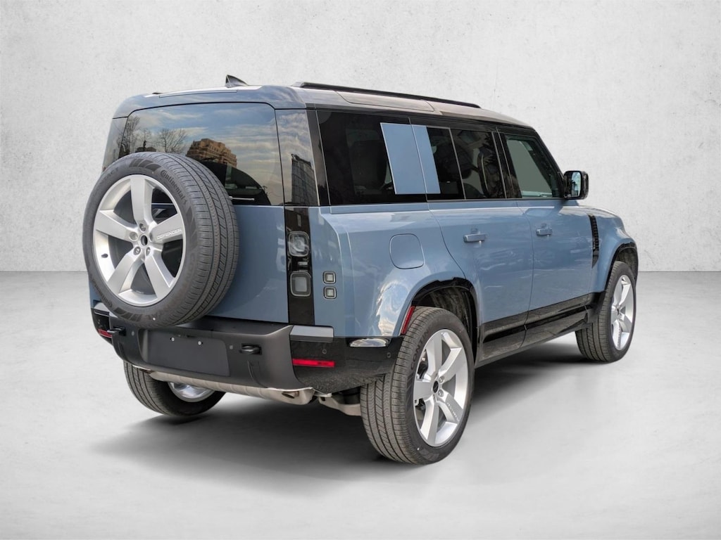 New 2026 Land Rover Defender 110 X-Dynamic SE SUV
