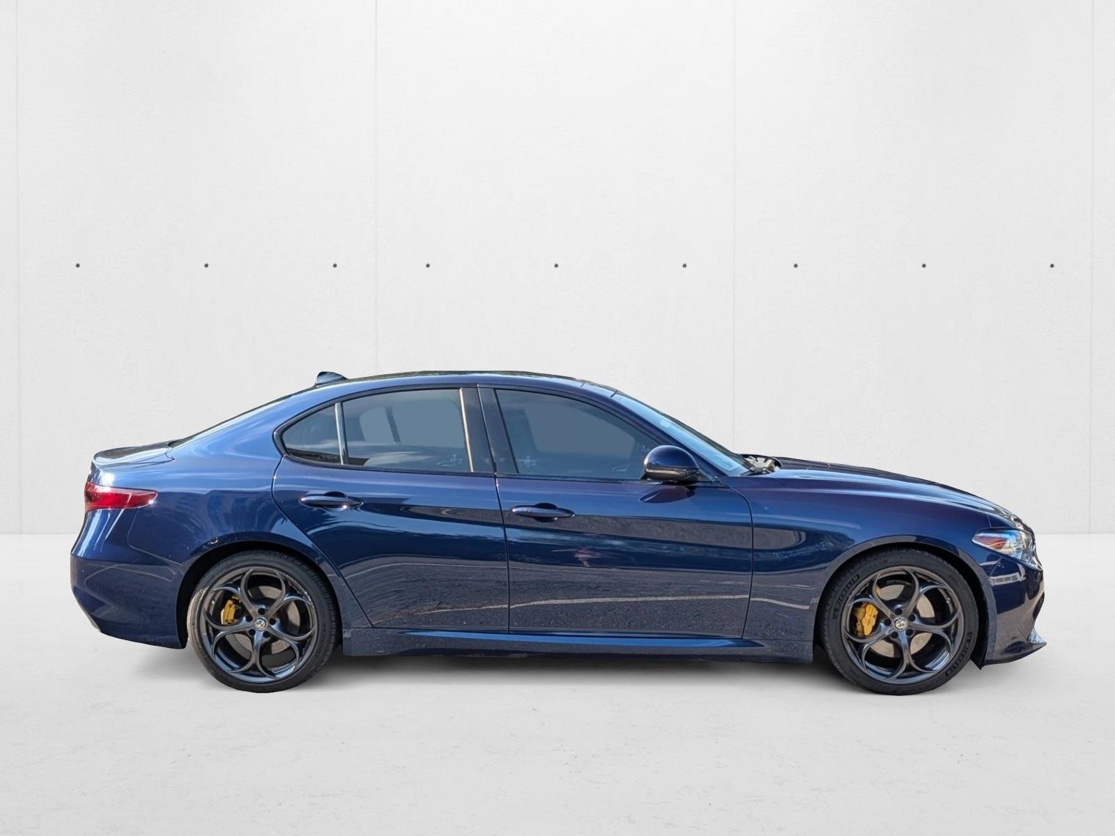 2019 Alfa Romeo Giulia Ti Sport photo 4
