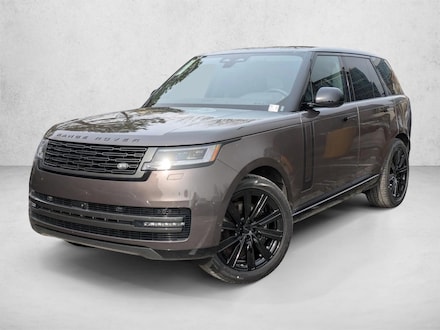 2026 Land Rover Range Rover P530 SE SUV