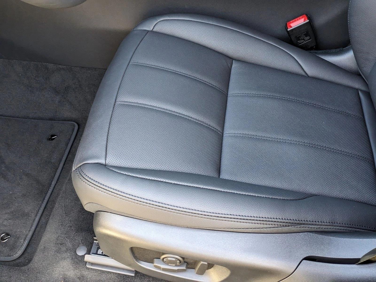 2026 Land Rover Range Rover Evoque S photo 3