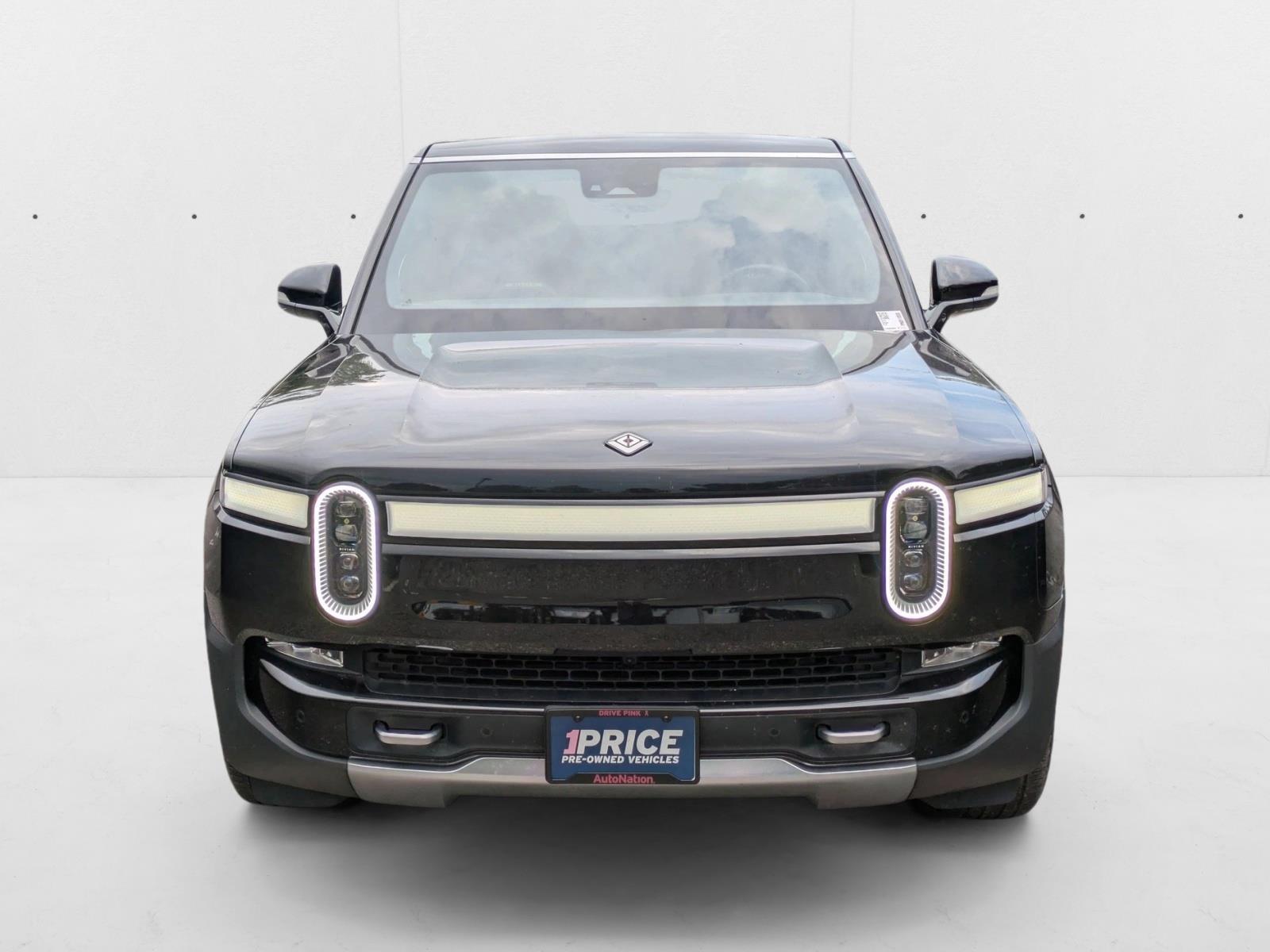 2023 Rivian R1S Adventure photo 2