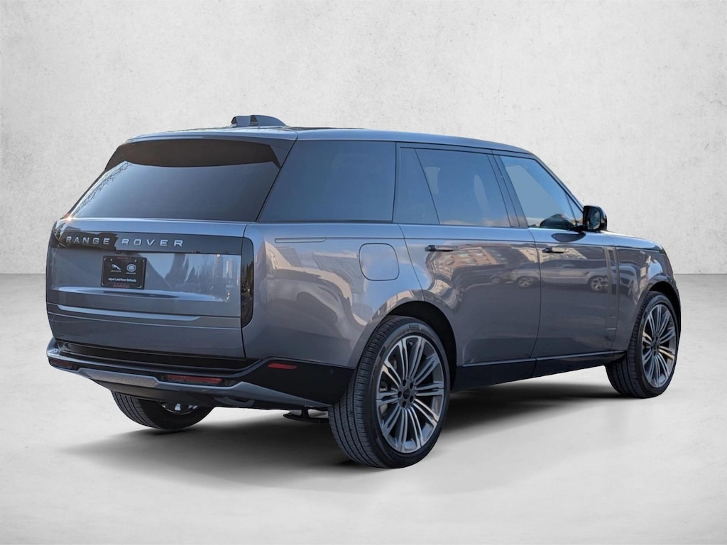 New 2026 Land Rover Range Rover P400 SE 7 Seat SUV