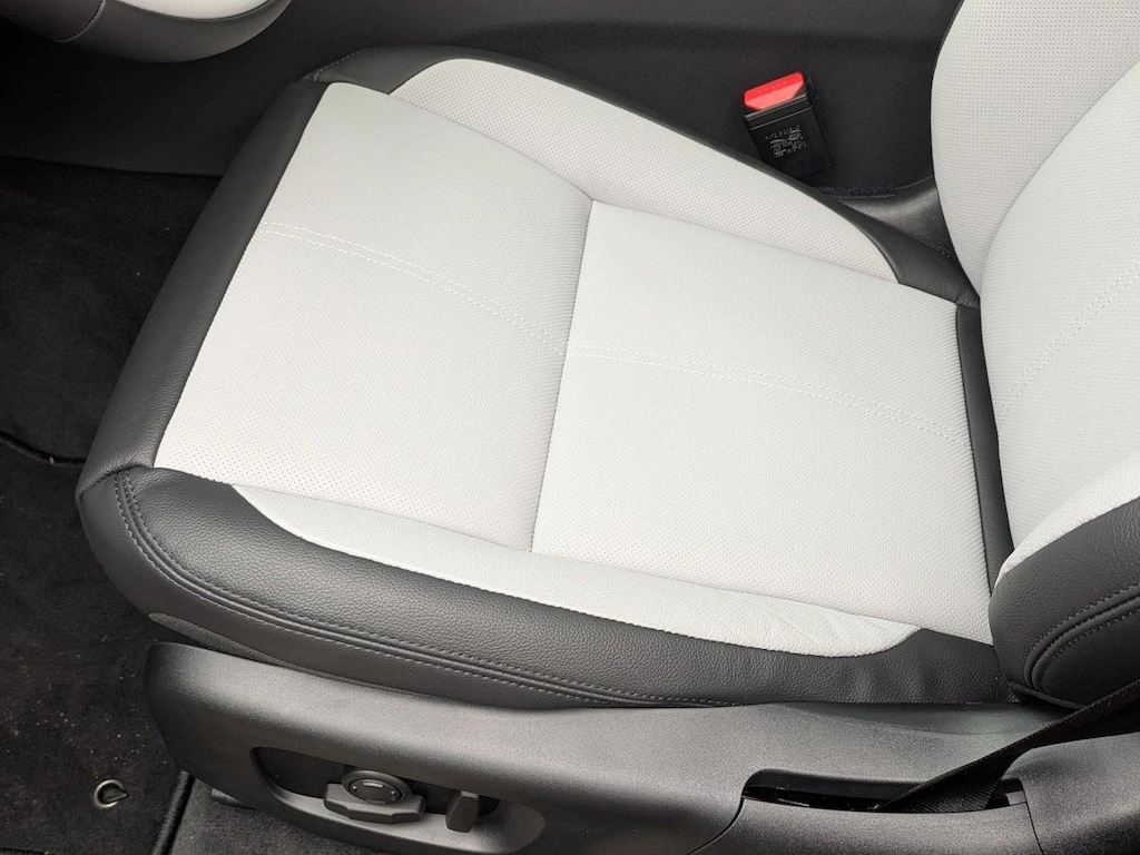 New 2026 Land Rover Range Rover Velar P250 S SUV