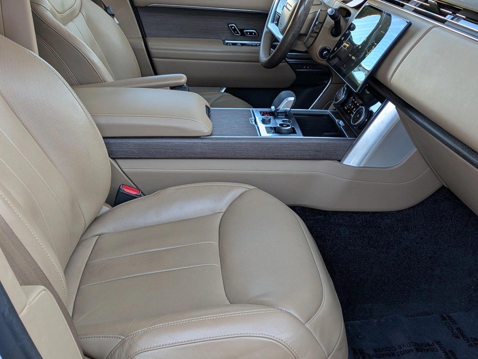 2023 Land Rover Range Rover SE - Photo 22