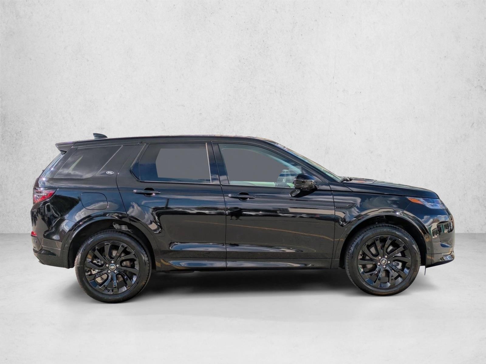 2025 Land Rover Discovery Sport S photo 2