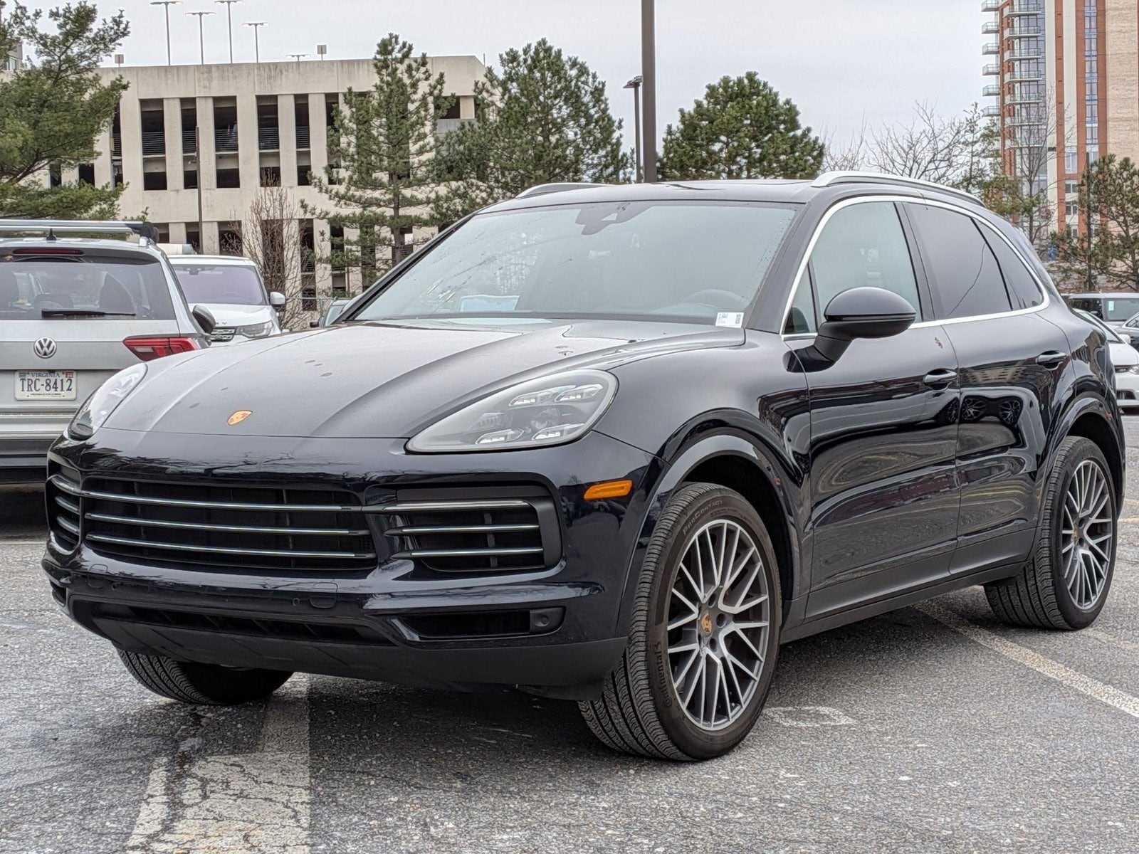 2022 Porsche Cayenne's photo