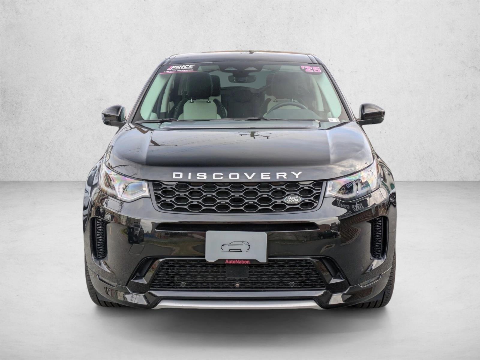 2025 Land Rover Discovery Sport S photo 2