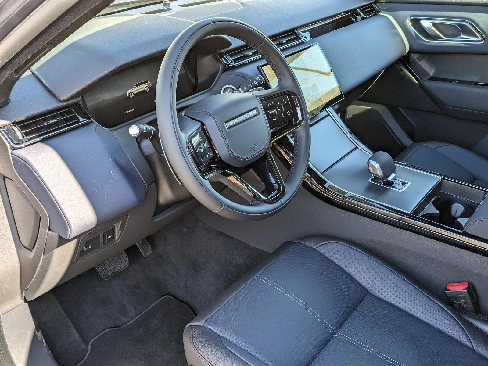 2026 Land Rover Range Rover Velar P250 S photo 3