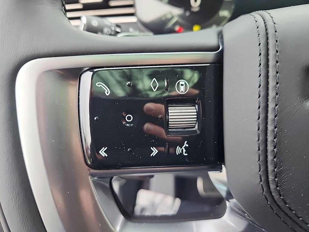 2025 Land Rover Range Rover SE - Photo 19