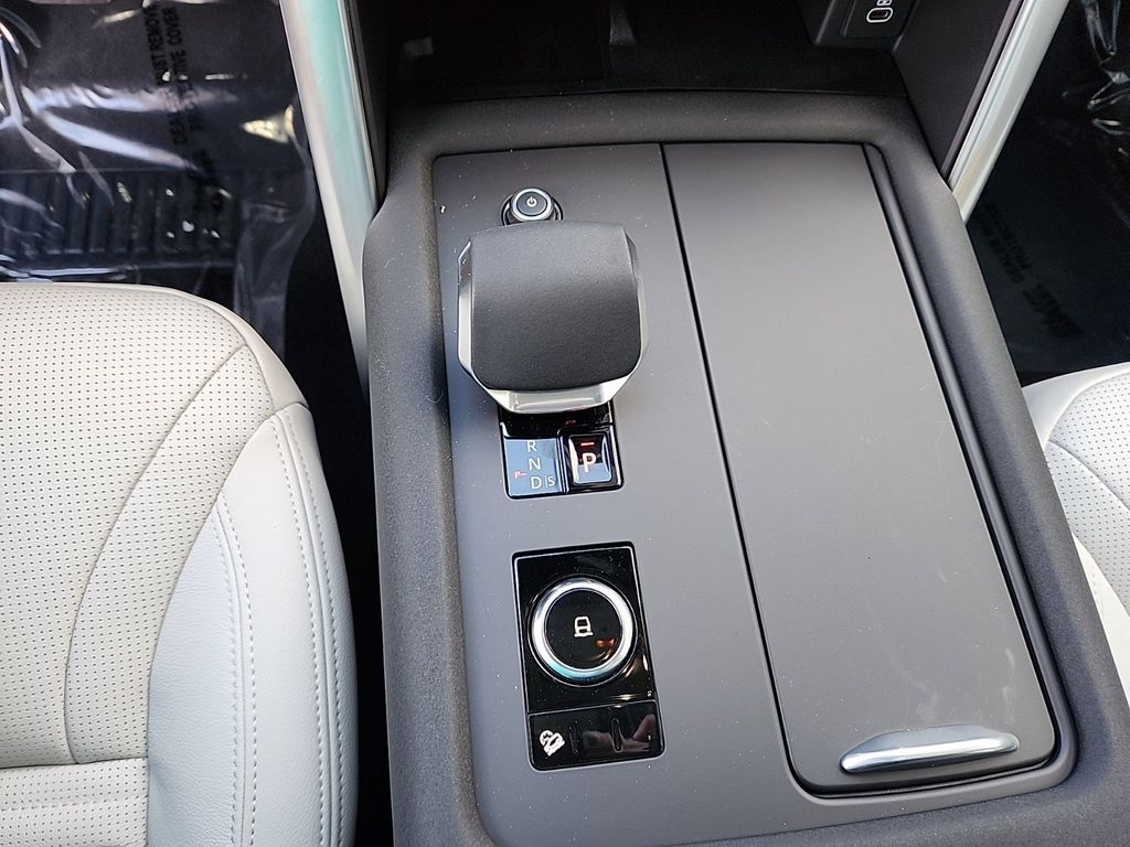 2025 Land Rover Discovery S - Photo 16