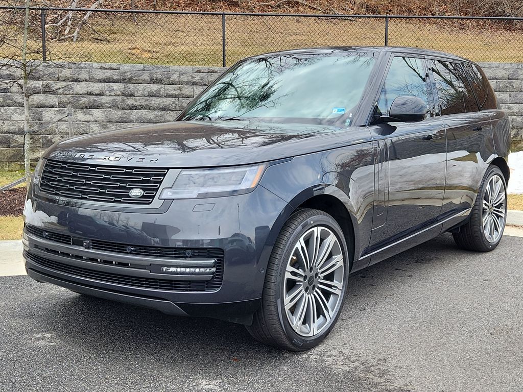 2026 Land Rover Range Rover 3.0 SE SWB's photo