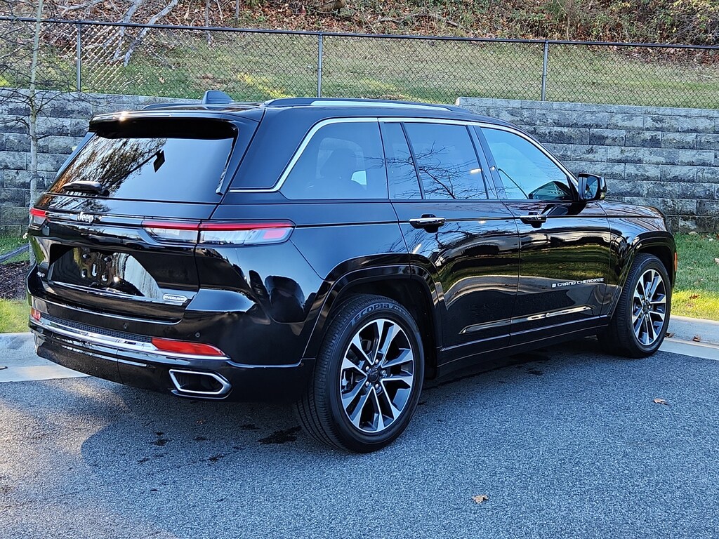 Used 2023 Jeep Grand Cherokee Overland SUV