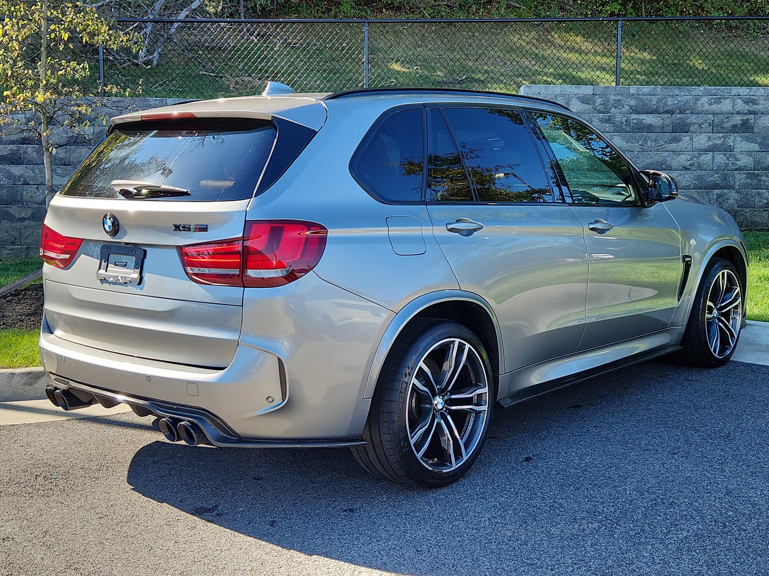 2017 Bmw X5 M photo 2