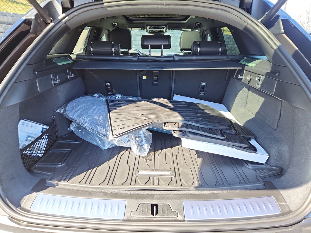 2026 Land Rover Range Rover Velar Dynamic SE - Photo 13