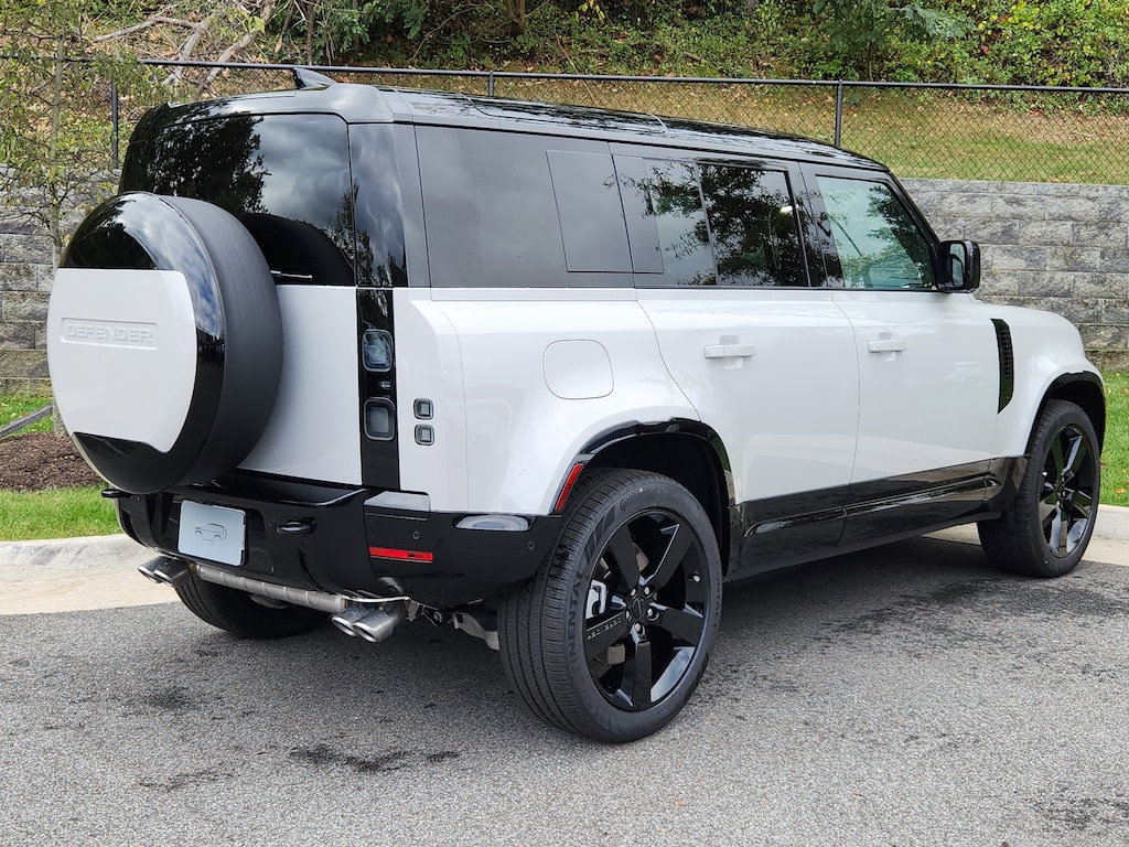 New 2026 Land Rover Defender 11XDYNAMSE