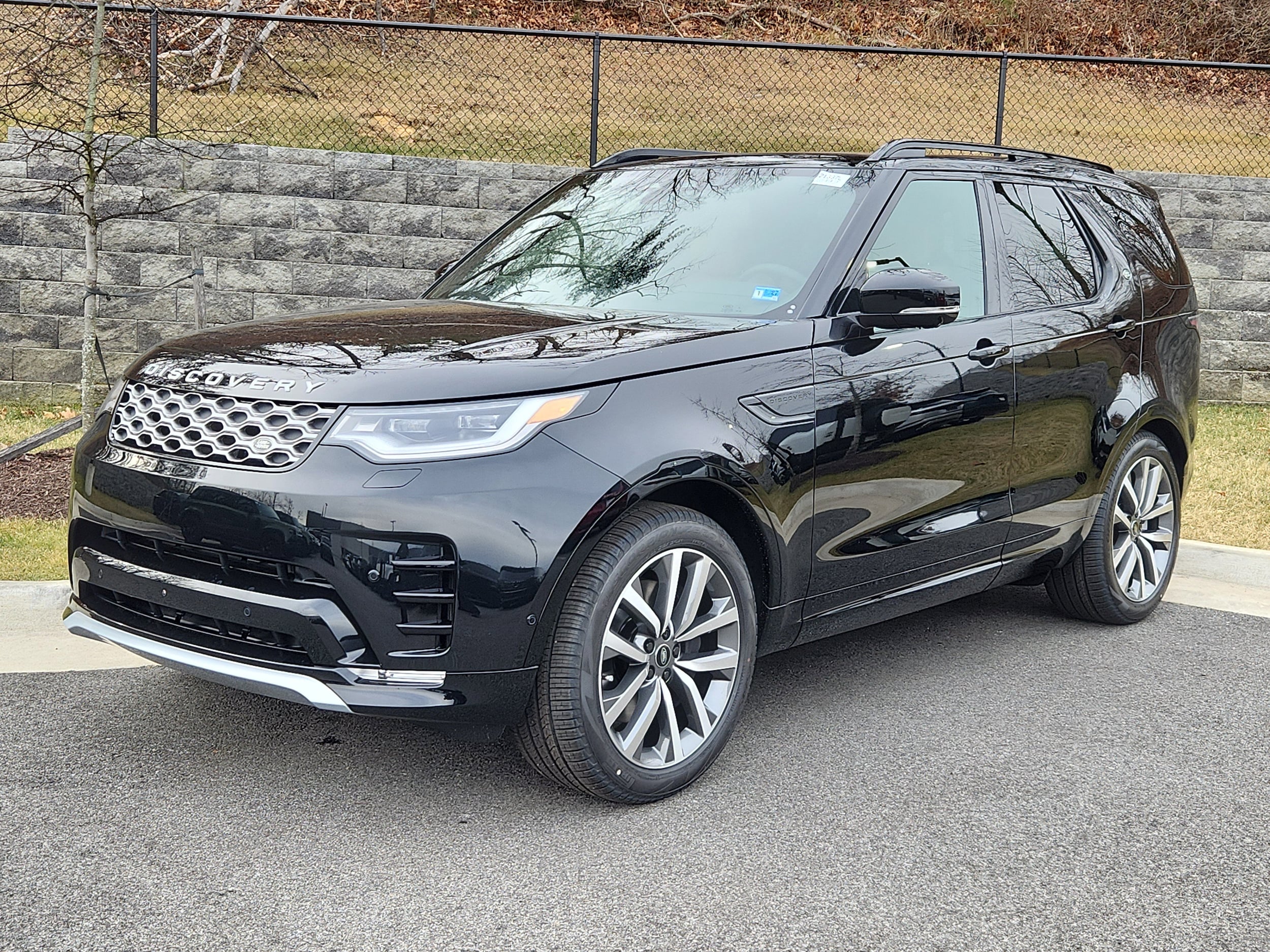 2026 Land Rover Discovery