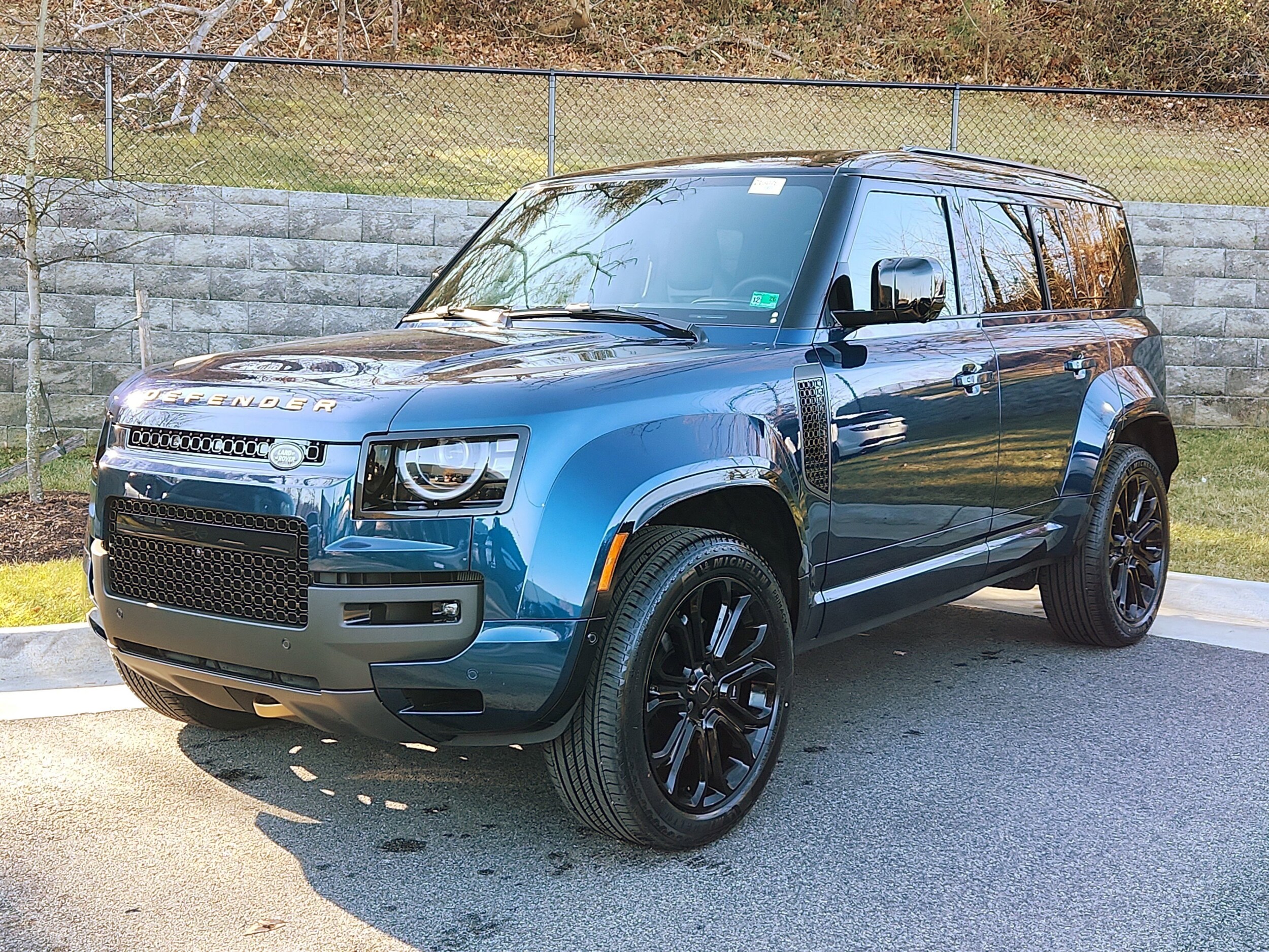 2026 Land Rover Defender OCTA's photo