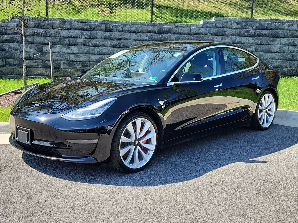 2019 Tesla Model 3's photo