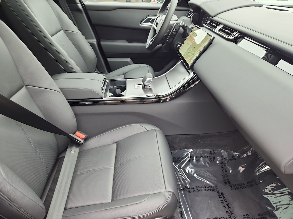 Used 2026 Land Rover Range Rover Velar P250 Dynamic SE SUV