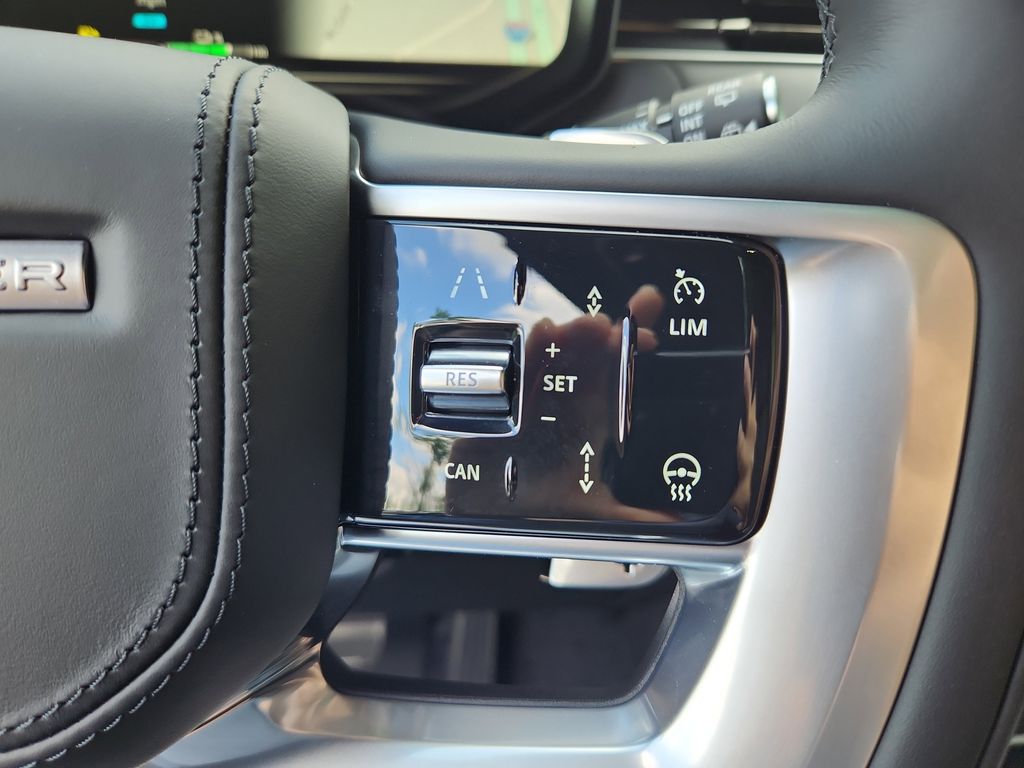2025 Land Rover Range Rover SE - Photo 20