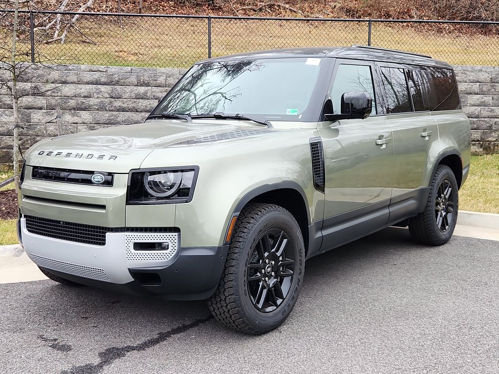 2025 Land Rover Defender 130 S P300's photo