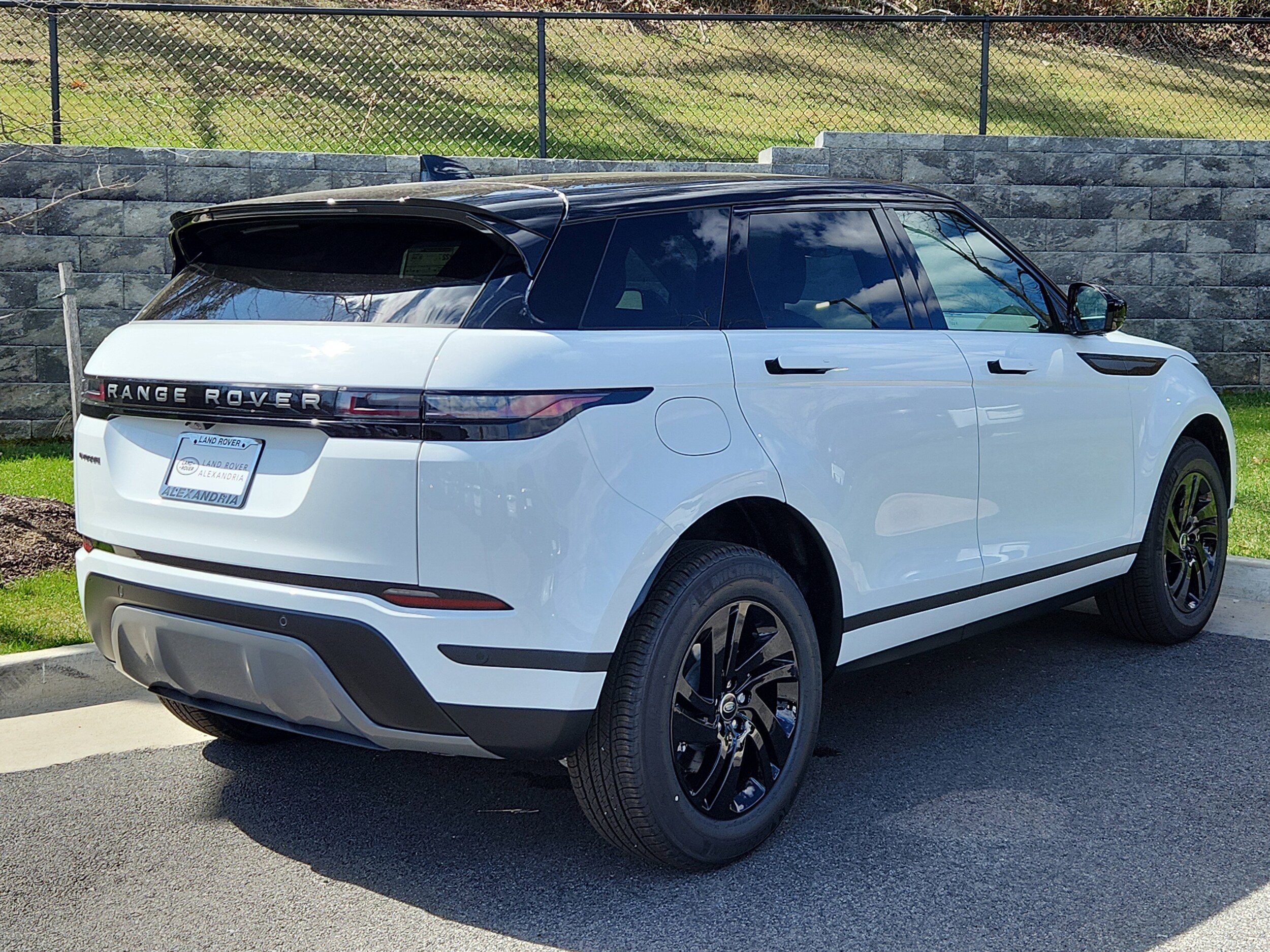 2026 Land Rover Range Rover Evoque S photo 2