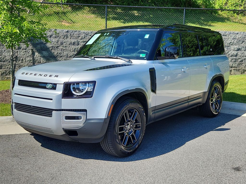 2023 Land Rover Defender S's photo