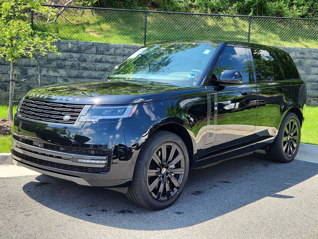 2025 Land Rover Range Rover 3.0 PHEV SE SWB's photo