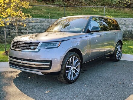 2025 Land Rover Range Rover P530 SE 7 Seat SUV