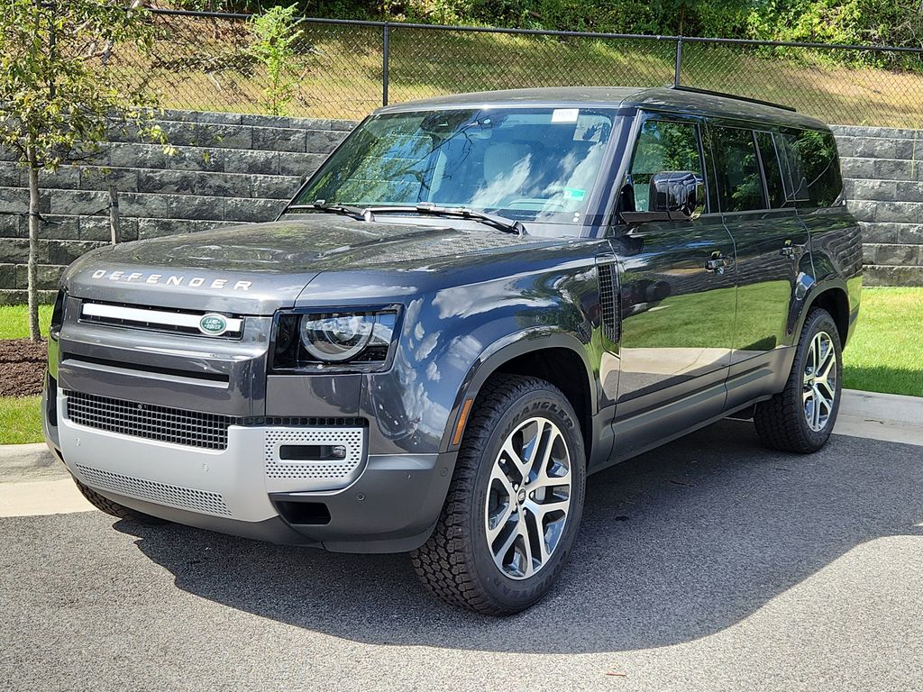2025 Land Rover Defender 130 S P300's photo