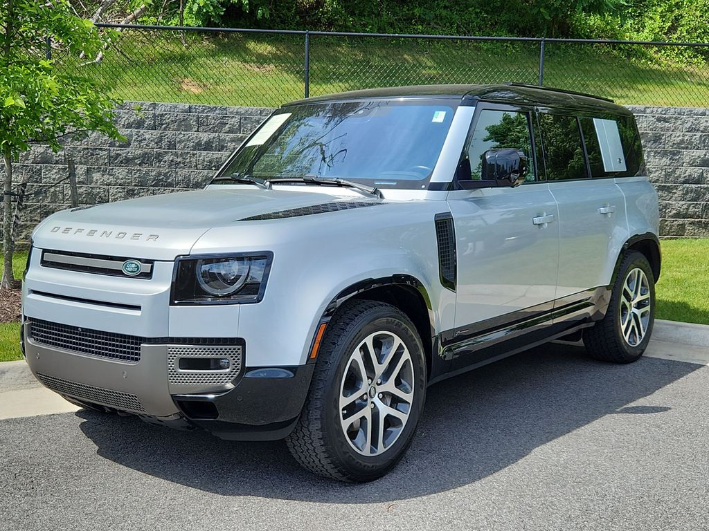 2021 Land Rover Defender X-Dynamic SE's photo