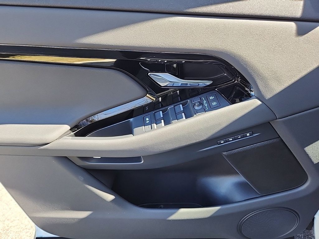 2026 Land Rover Range Rover Evoque S - Photo 24