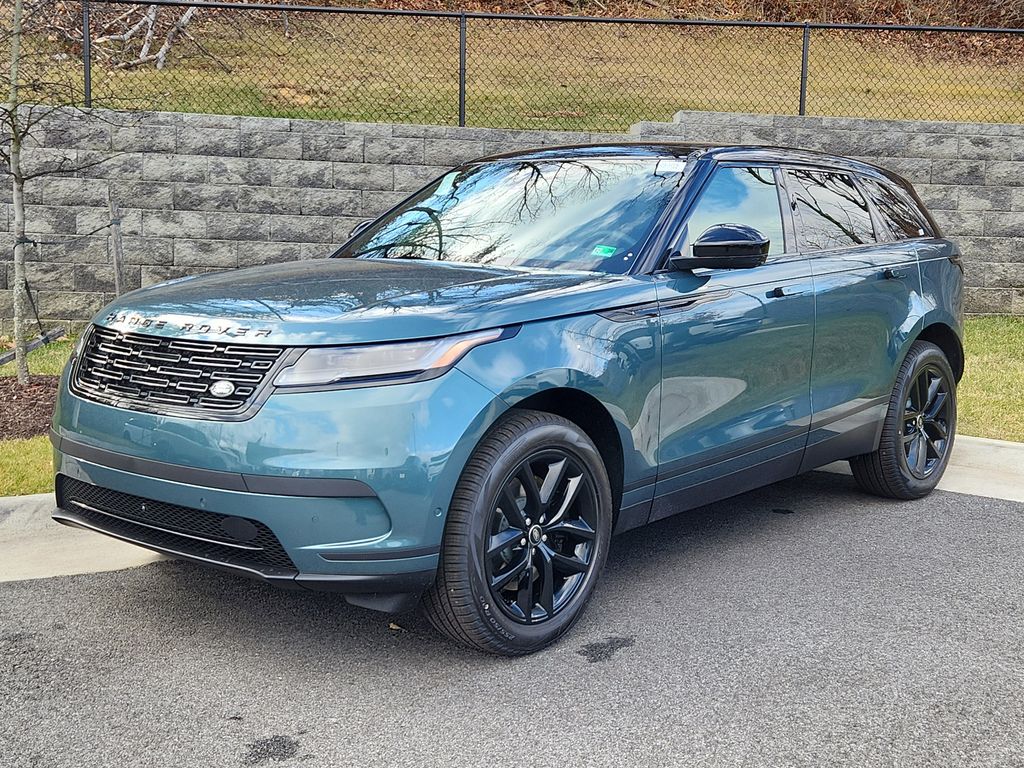 2026 Land Rover Range Rover Velar P250 S's photo