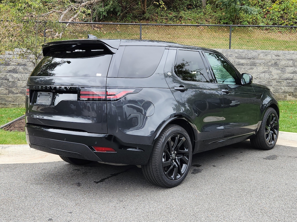 Used 2024 Land Rover Discovery P360 Dynamic SE SUV