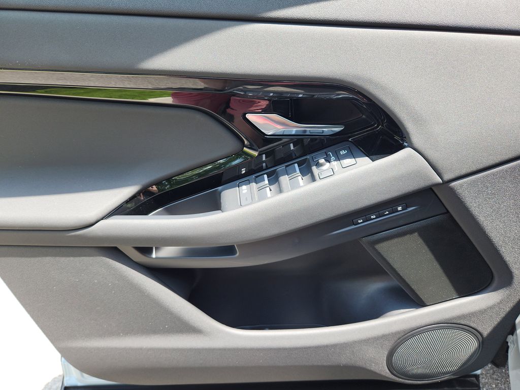 2026 Land Rover Range Rover Evoque S - Photo 24