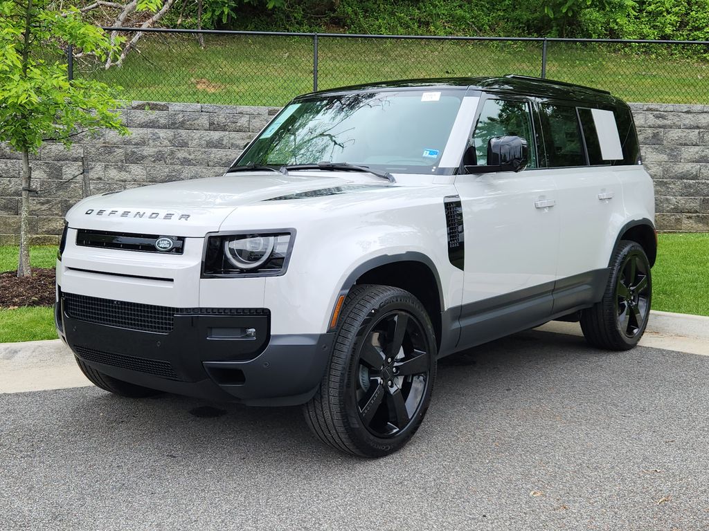 2026 Land Rover Defender 110 S P300's photo