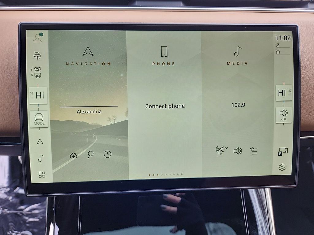 2025 Land Rover Range Rover Sport Dynamic SE - Photo 17