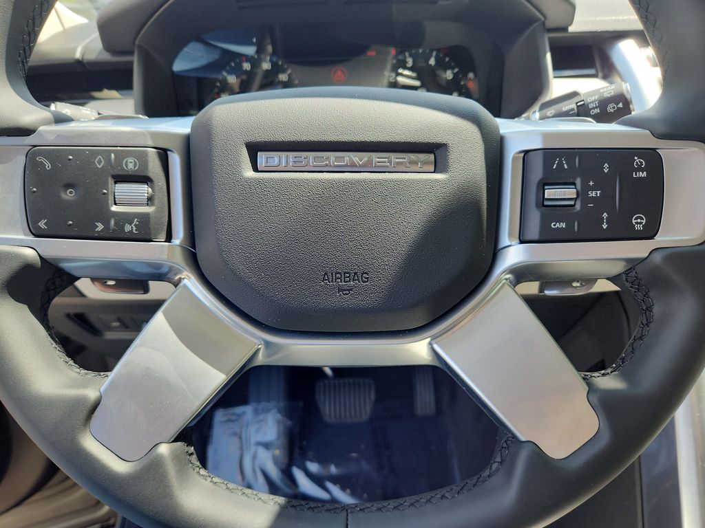 2025 Land Rover Discovery S - Photo 18