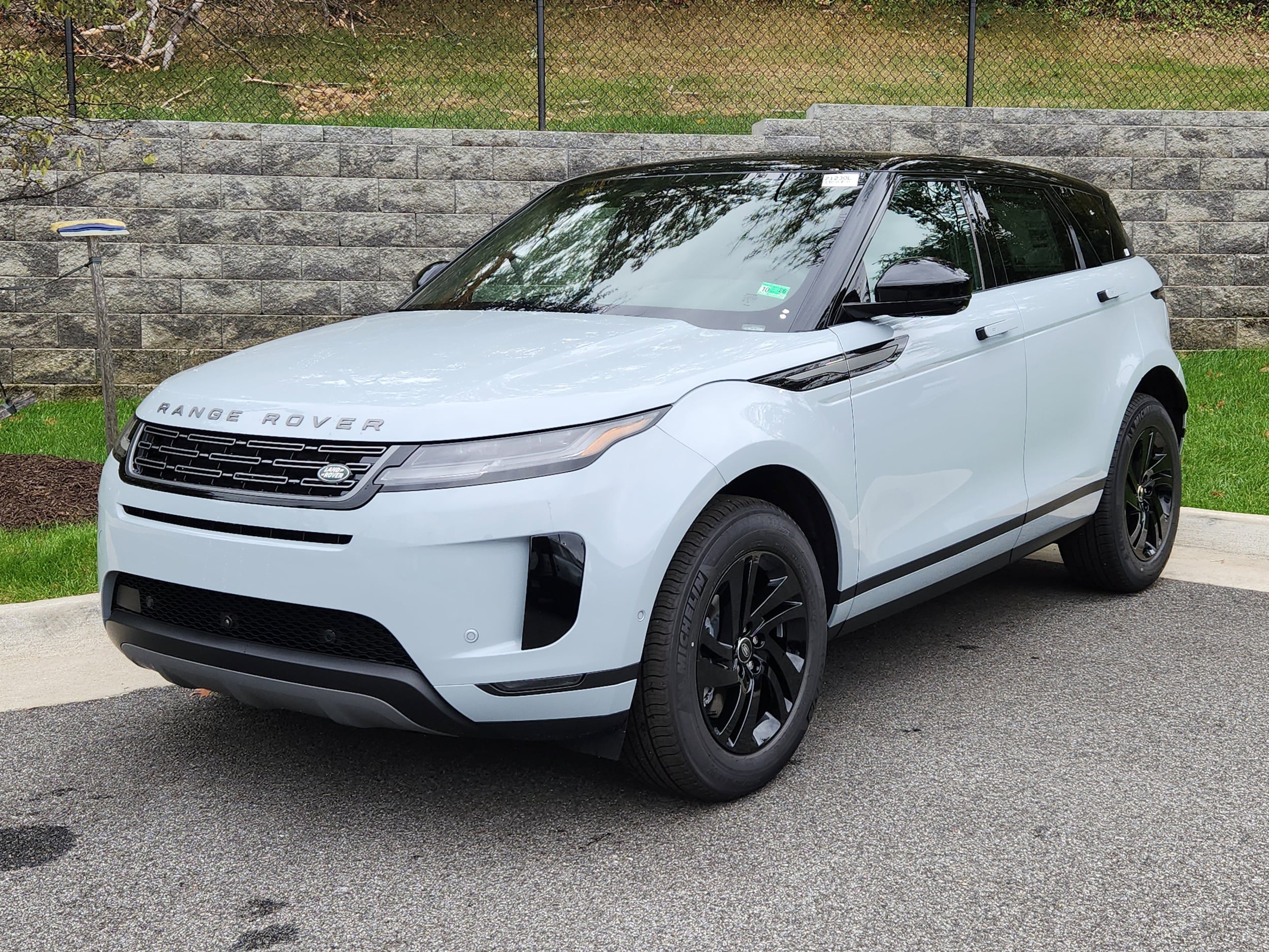 2026 Land Rover Range Rover Evoque S