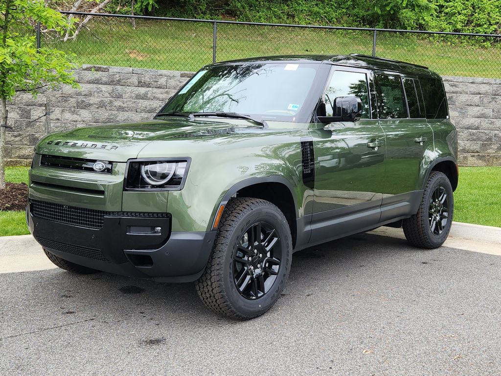 2026 Land Rover Defender 110 S P300's photo