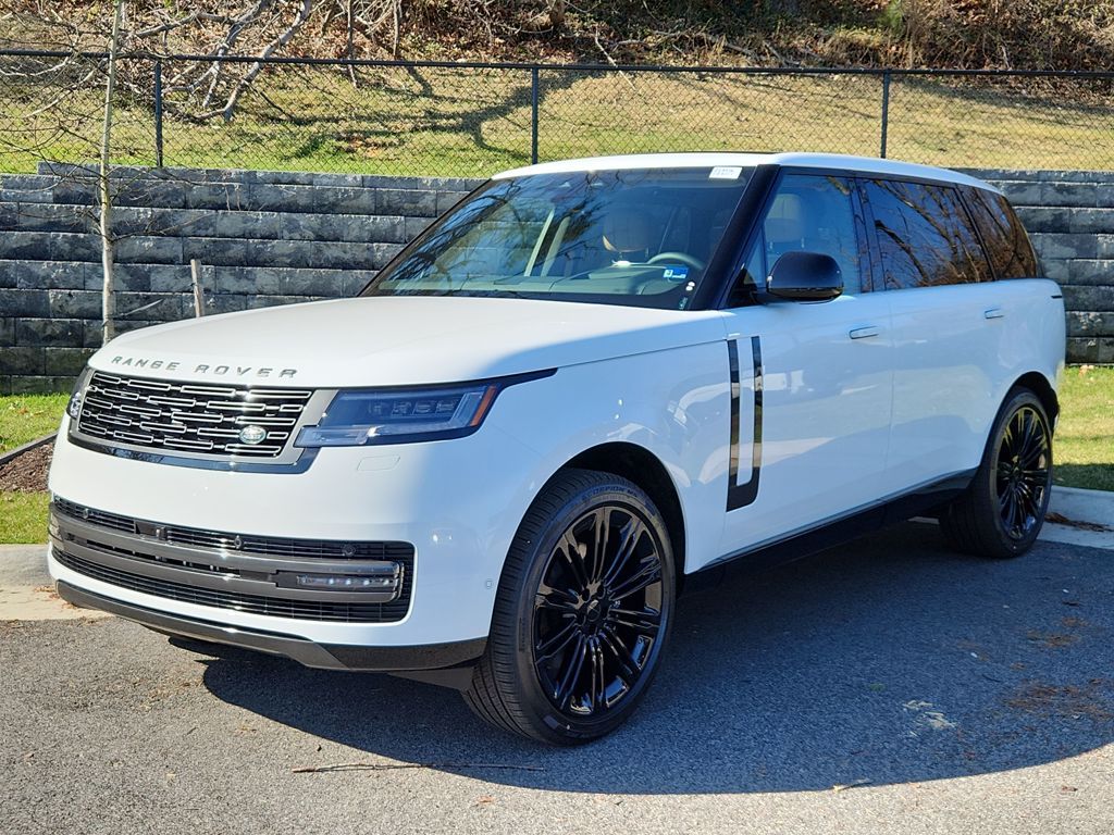 2026 Land Rover Range Rover 3.0 SE LWB 7's photo