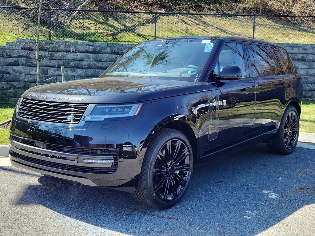 2026 Land Rover Range Rover 4.4 SE LWB 7's photo